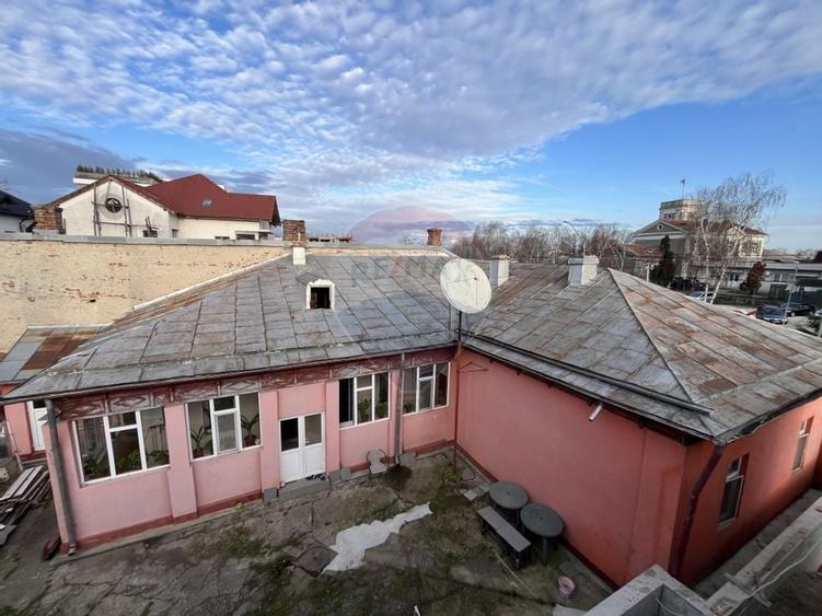 Casă individuală cu 6 camere cu Canalizare în Mărășești