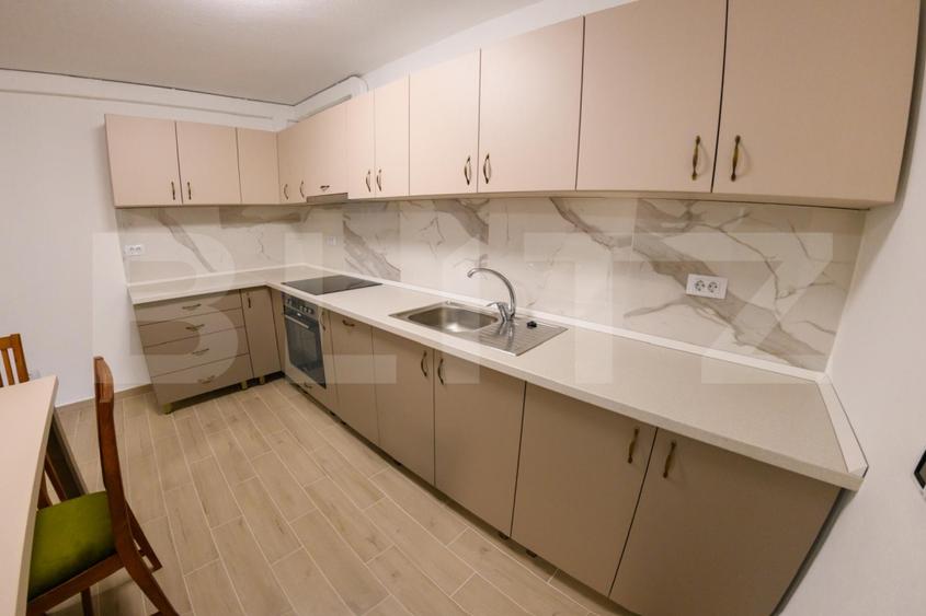 Apartament cu 3 camere decomandat, mobilat în Ultracentral