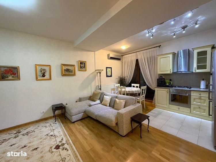 Apartament cu 2 camere în Arcul de Triumf