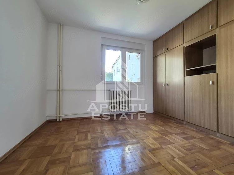 Garsonieră semidecomandată în UTA