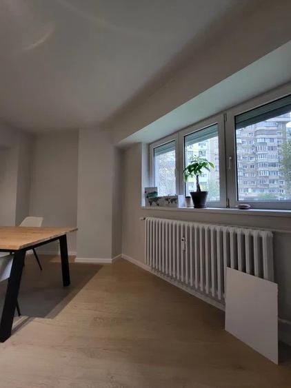 Apartament cu 2 camere decomandat în 13 Septembrie