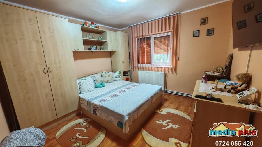 Apartament cu 2 camere decomandat în Micro 39