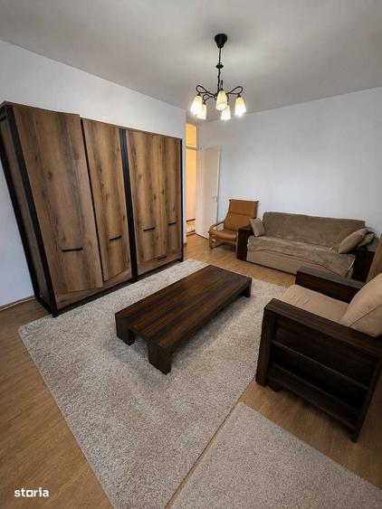 Apartament cu 3 camere decomandat în Ultracentral