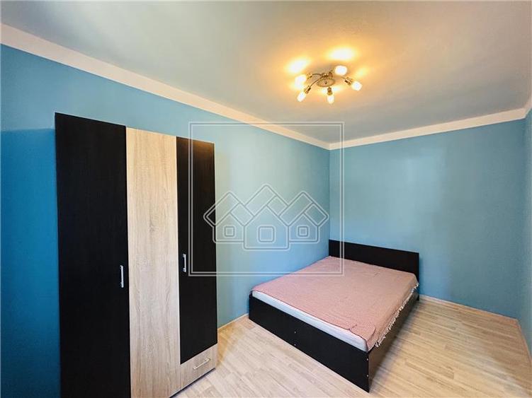 Apartament cu 2 camere nedecomandat în Cedonia