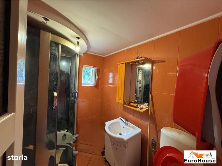 Apartament cu 3 camere decomandat în Ampoi 3