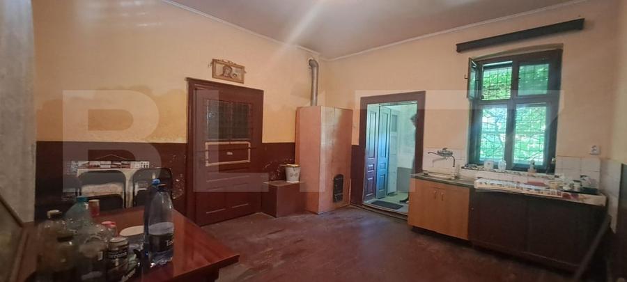 Casă individuală cu 5 camere cu Garaj în Berivoi