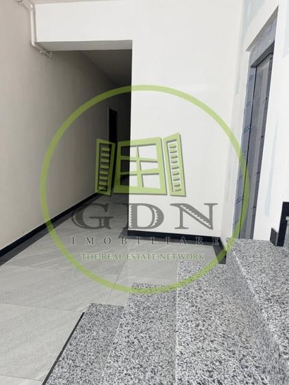 Apartament cu 3 camere decomandat în Clăbucet