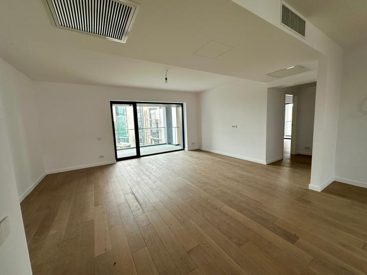 Apartament cu 3 camere decomandat în Unirii