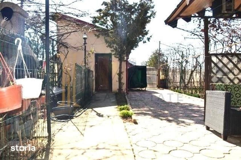 Casă cu 5 camere cu Teren 850 Mp în Răzvad