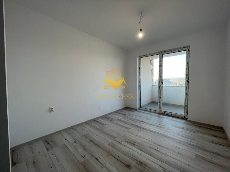 Apartament cu 3 camere decomandat în Între Lacuri