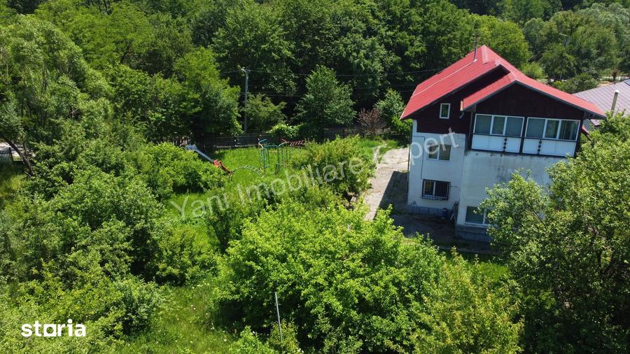 Casă cu 7 camere cu Teren 1340 Mp în Curtea de Argeș
