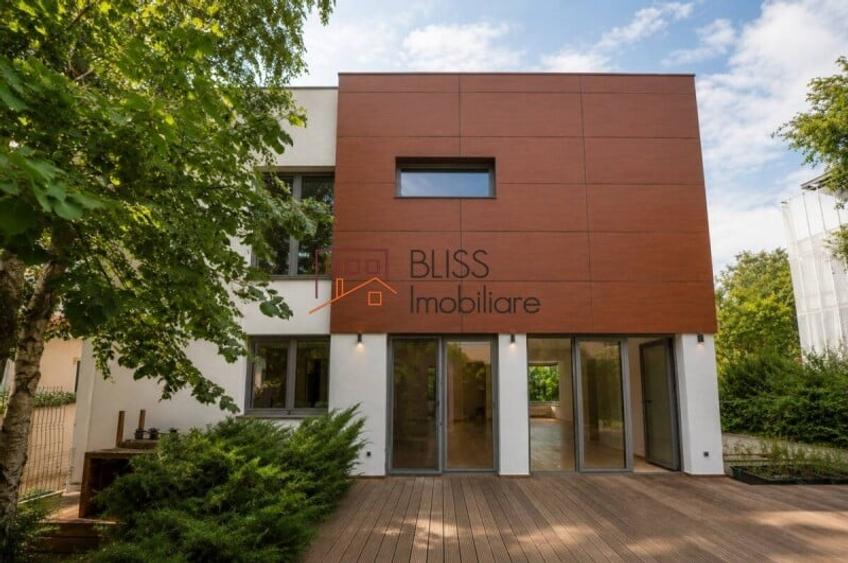 Casă cu 6 camere cu Garaj în Băneasa