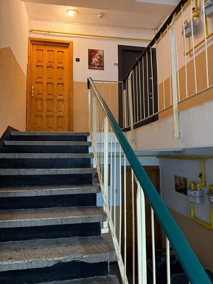 Apartament cu 2 camere decomandat, mobilat în Central