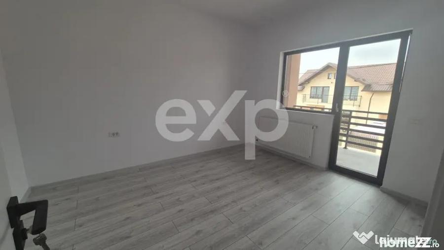 Casă cu 4 camere cu Teren 250 Mp în Trivale