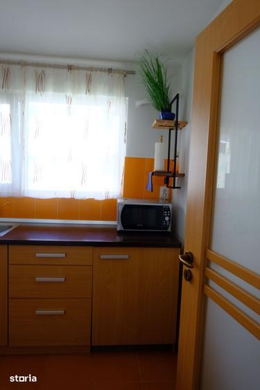 Apartament cu 2 camere, mobilat în Florești