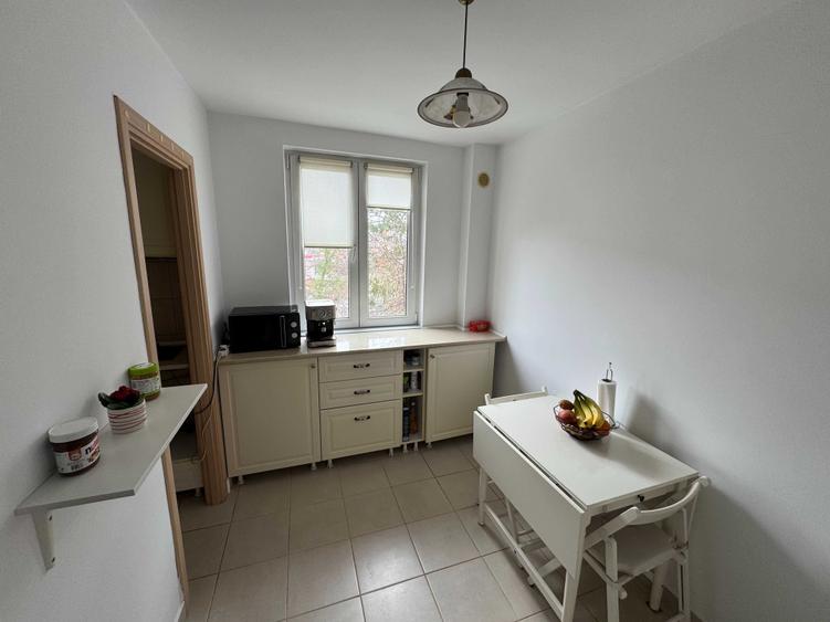 Apartament cu 2 camere decomandat în Dristor