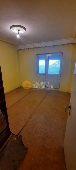 Apartament cu 3 camere în Belcești