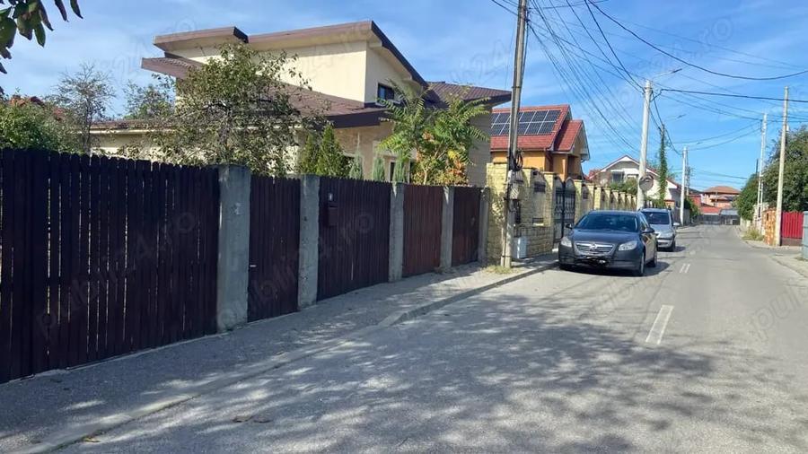 Teren de 900 mp, în Central