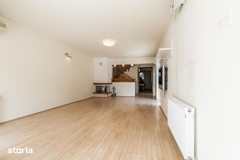 Rezervat Casa noua cu garaj in Aradul Nou, cartier privat Comision 0% - 1