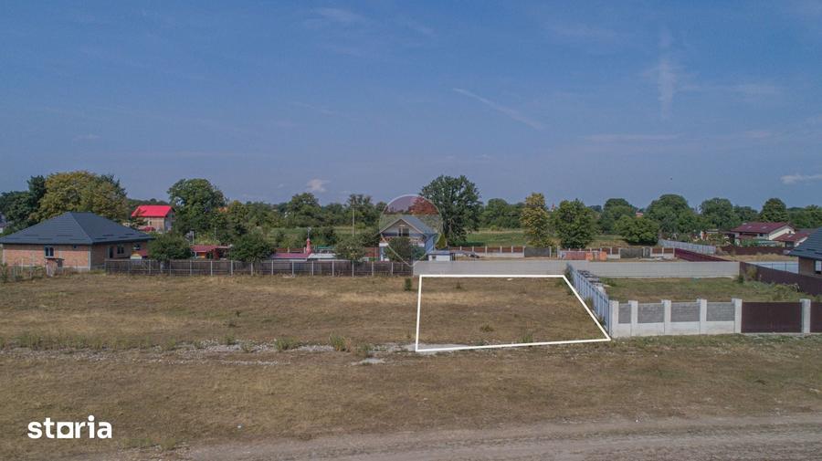 Teren de 600 mp, în Tărlungeni