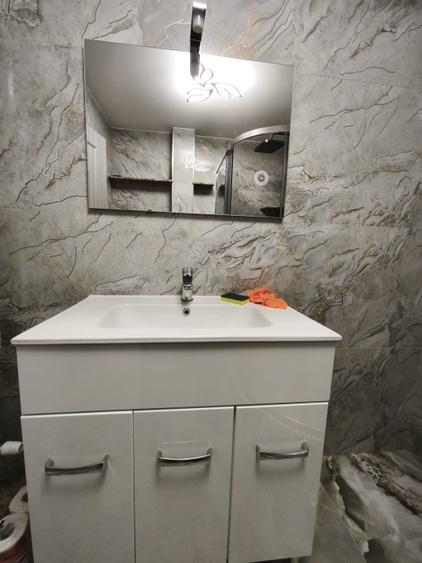 Apartament cu 2 camere decomandat, mobilat în Siret