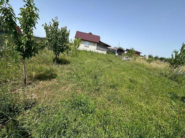 Casă cu 1 camere cu Teren 425 Mp în Micești