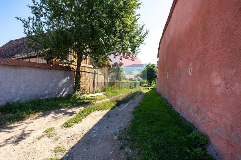 Teren de 1620 mp, în Comana