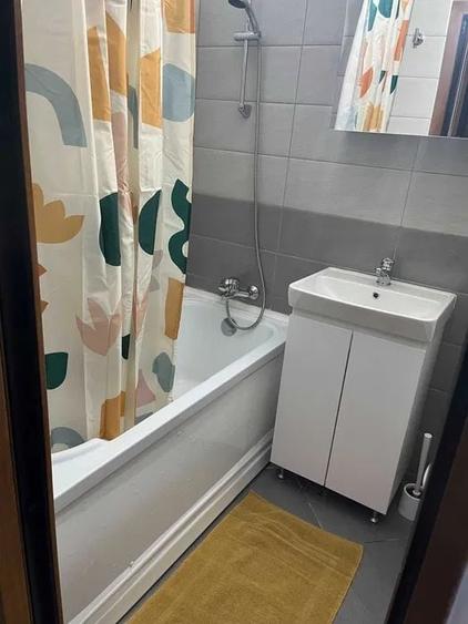 Apartament cu 2 camere decomandat în Drumul Taberei