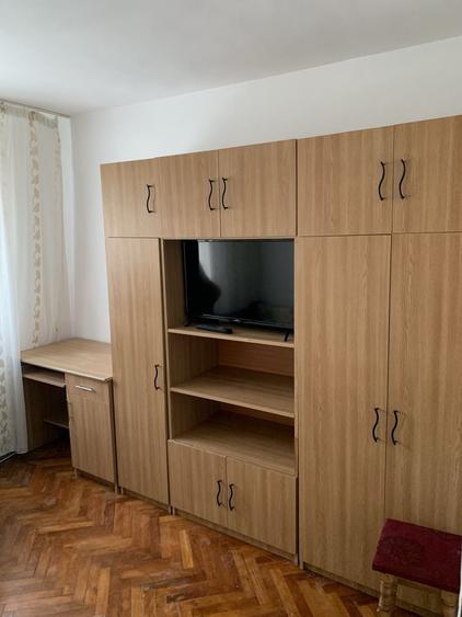 Apartament cu 2 camere decomandat în Gemenii