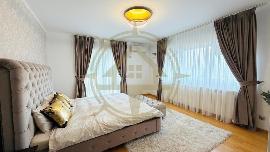 Casă cu 7 camere cu Piscina în Corbeanca