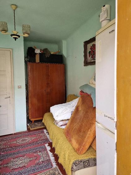 Casă cu 2 camere cu Teren 330 Mp în Lunei