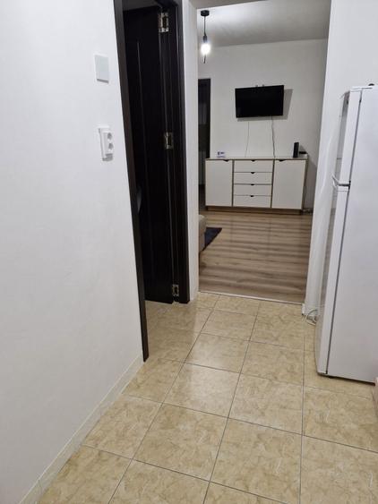 Apartament cu 2 camere nedecomandat în Palazu Mare