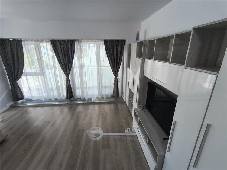 Apartament cu 3 camere decomandat în Tudor Vladimirescu