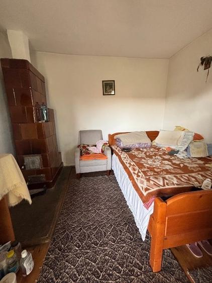 Casă individuală cu 3 camere cu Canalizare în Arcani