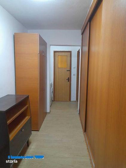 Apartament cu 2 camere semidecomandat în Dobroești