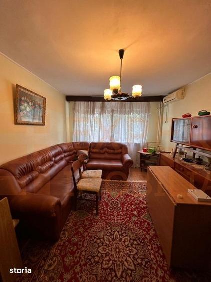 Apartament cu 4 camere în Sud