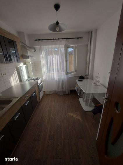 Apartament cu 2 camere decomandat în Ostroveni