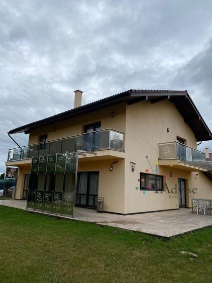 Casă individuală cu 5 camere cu Canalizare în Sânpetru