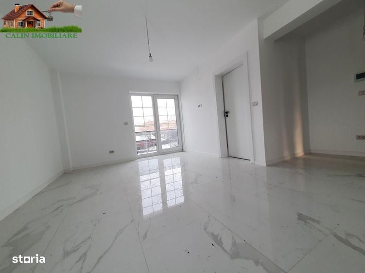 Spațiu comercial, de 60 mp, în Miroslava