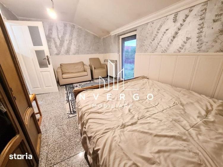 Casă cu 5 camere decomandat cu Teren 1000 Mp în Florești