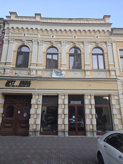 Casă cu 4 camere în Ultracentral