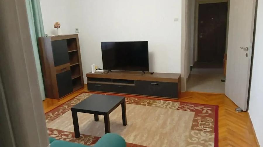 Apartament cu 2 camere semidecomandat în Ultracentral
