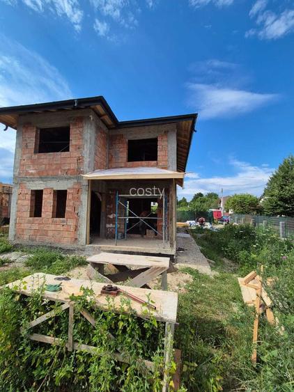 Vand urgent casa P+1 ( plecare din tara)
