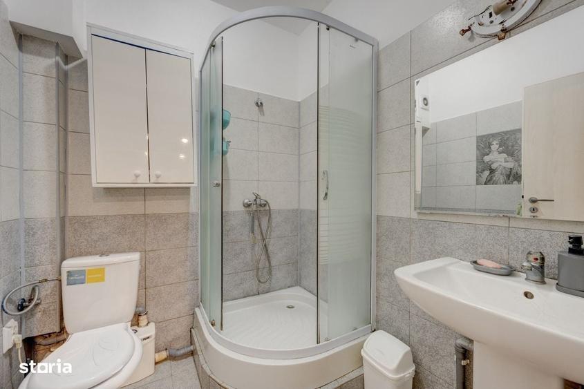 Garsonieră semidecomandată în Roșu