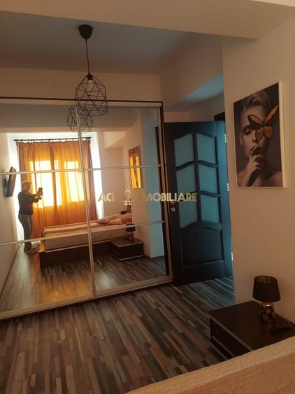 Apartament cu 2 camere semidecomandat, mobilat în Dristor