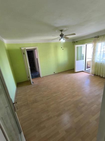 Apartament cu 2 camere nedecomandat în Central