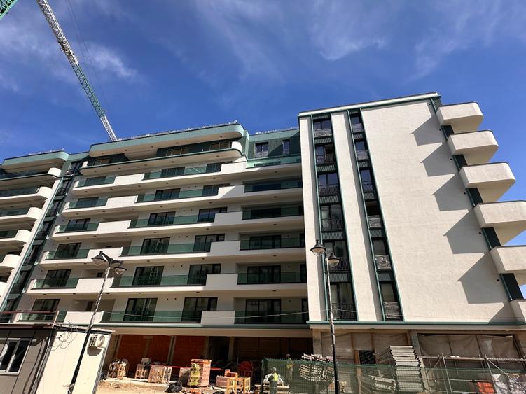 Apartament cu 3 camere decomandat în Nord