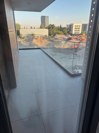 Apartament cu 2 camere semidecomandat, mobilat în Străulești