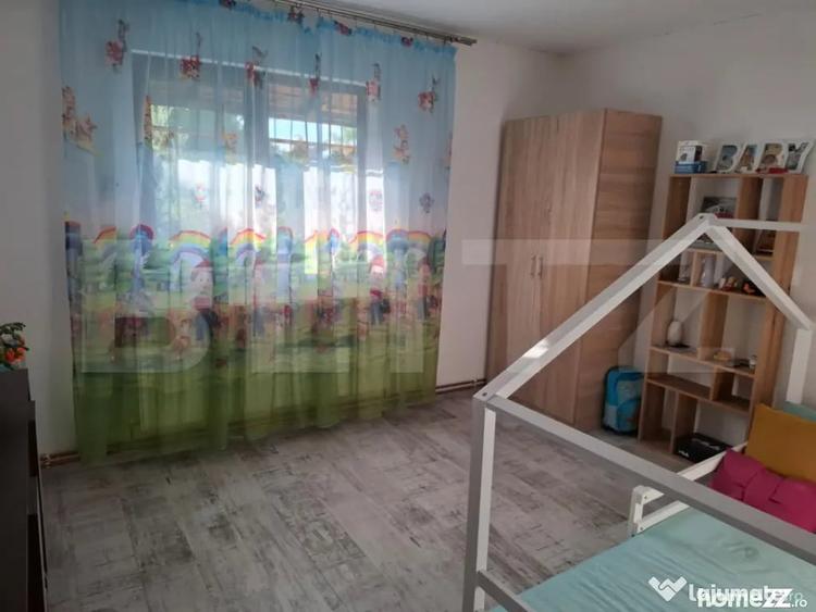 Casă cu 4 camere cu Teren 360 Mp în Viișoara