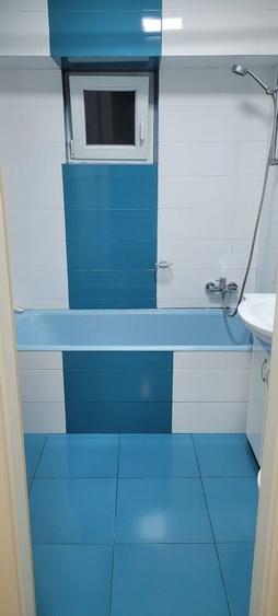 Apartament cu 3 camere decomandat în Câlnic